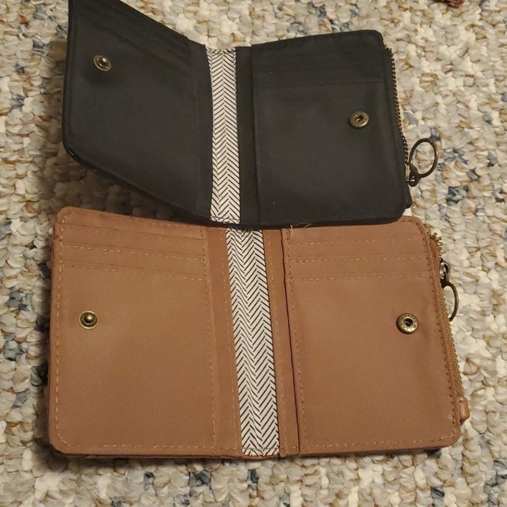 Leather Wallets - Brown or Black - Picture 2 of 3
